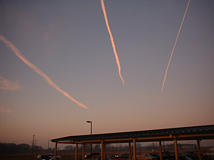 image of contrails advecting